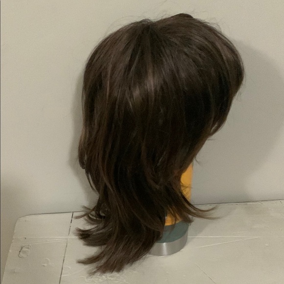 Revlon Brown Layered Hair with Sleek Face-Framing Layers - Picture 8 of 12